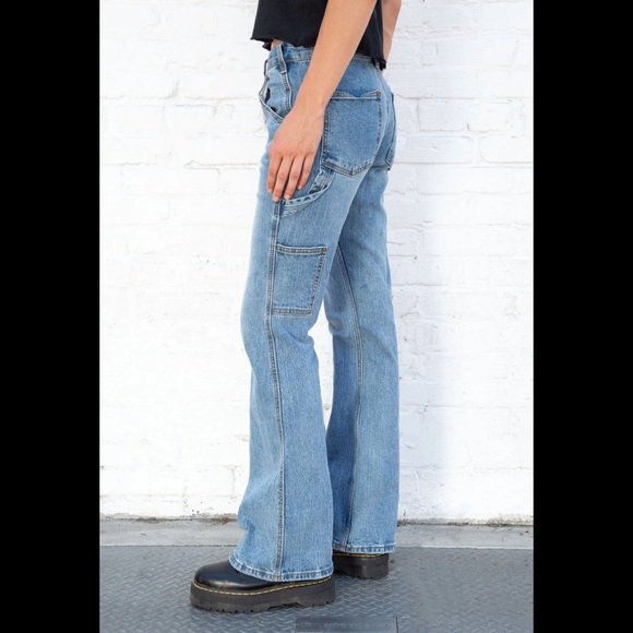 Brandy Melville low rise Natalia cargo jeans - Picture 1 of 5